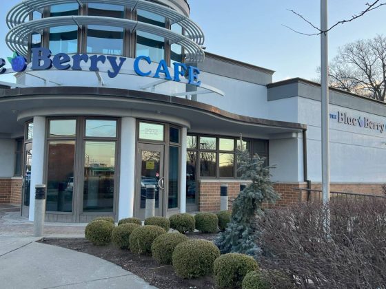 Blue Berry Cafe hosting grand opening today at former Golden Nugget site – WHIO